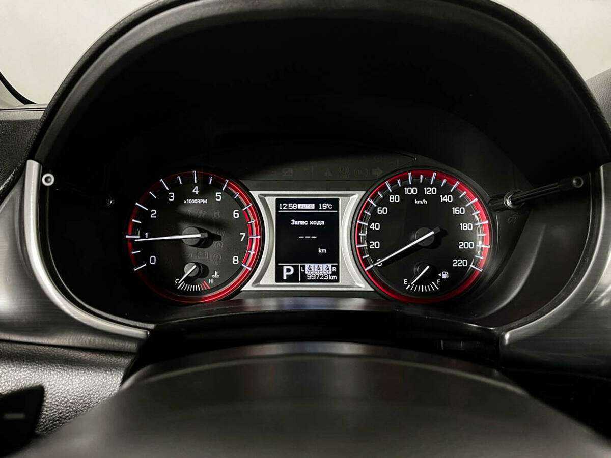 Б/У Сузуки Витара 2017 года. Фото: #9