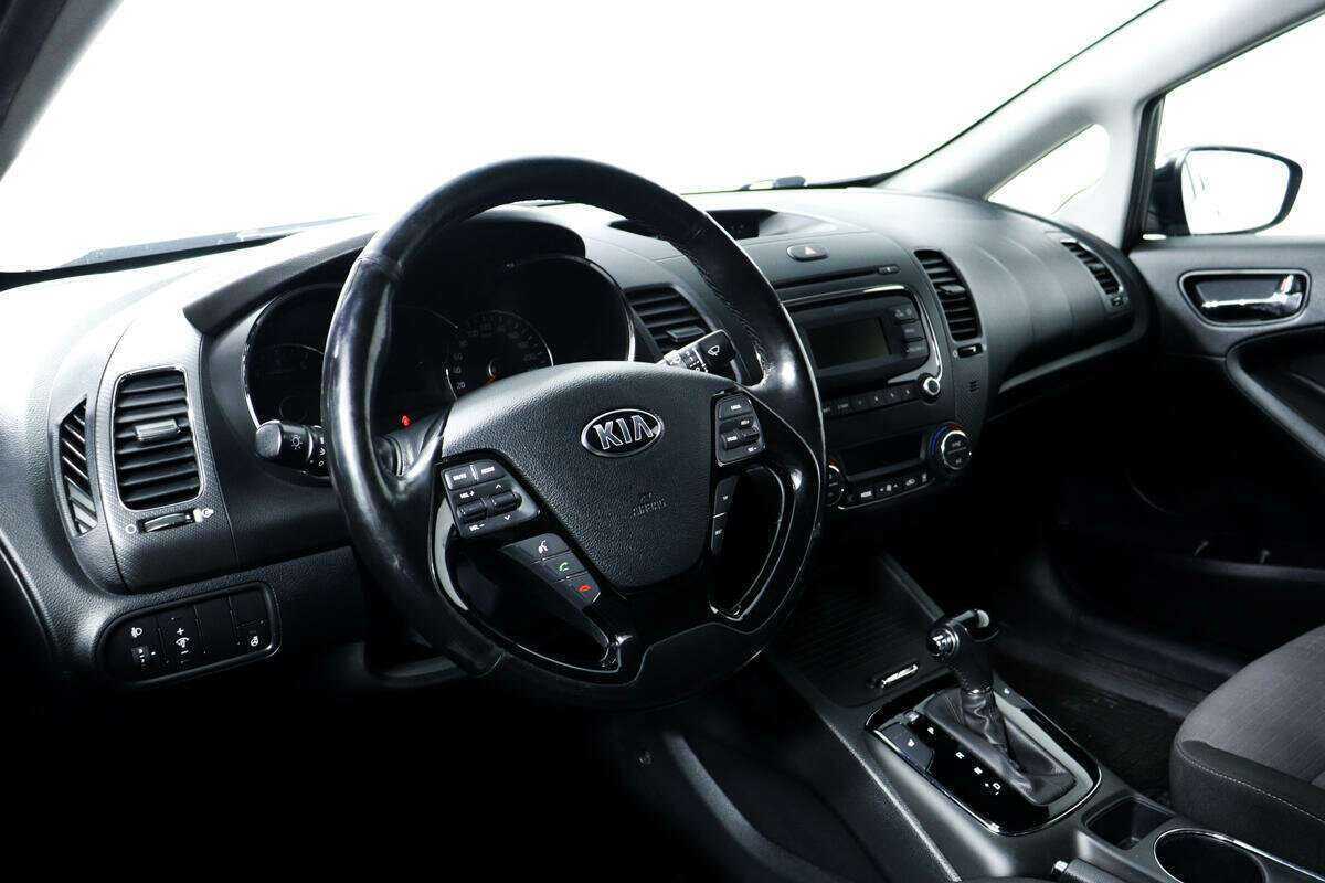 Б/У Киа Церато 2018 года. Фото: #11