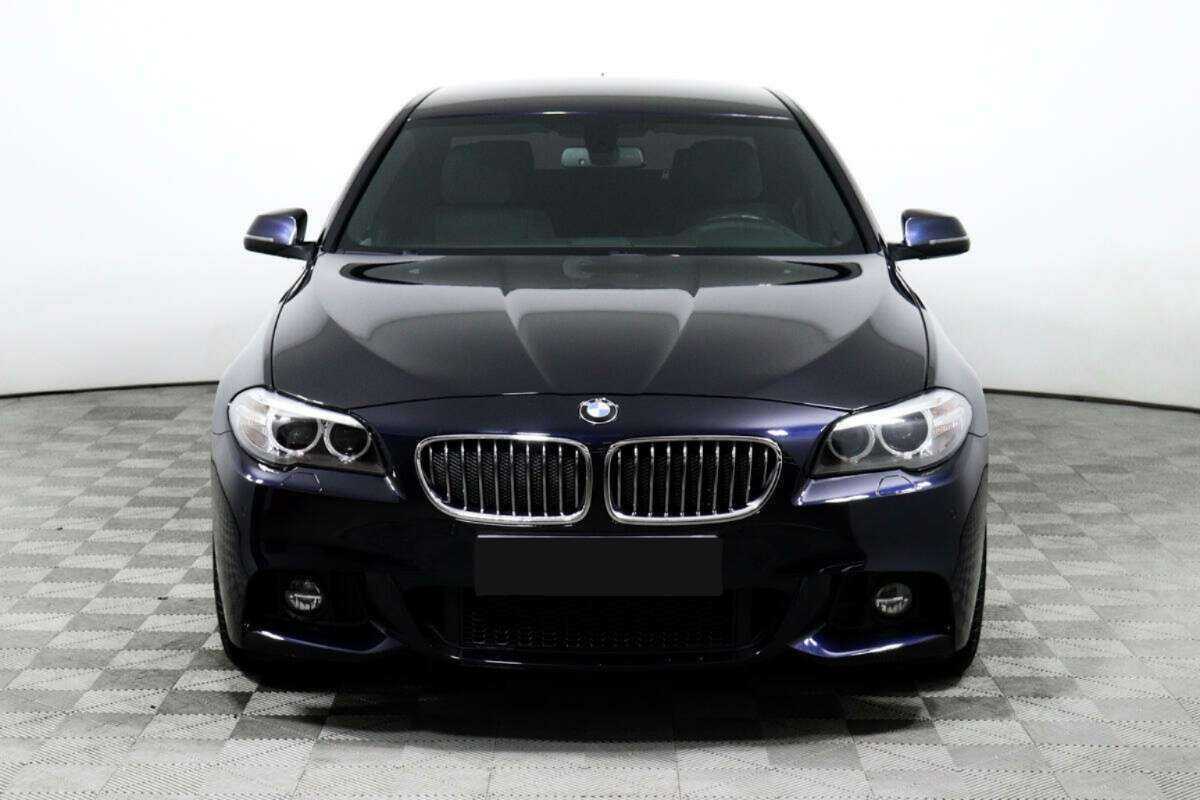 BMW 5 серии 2016 года с пробегом. Фото: #1
