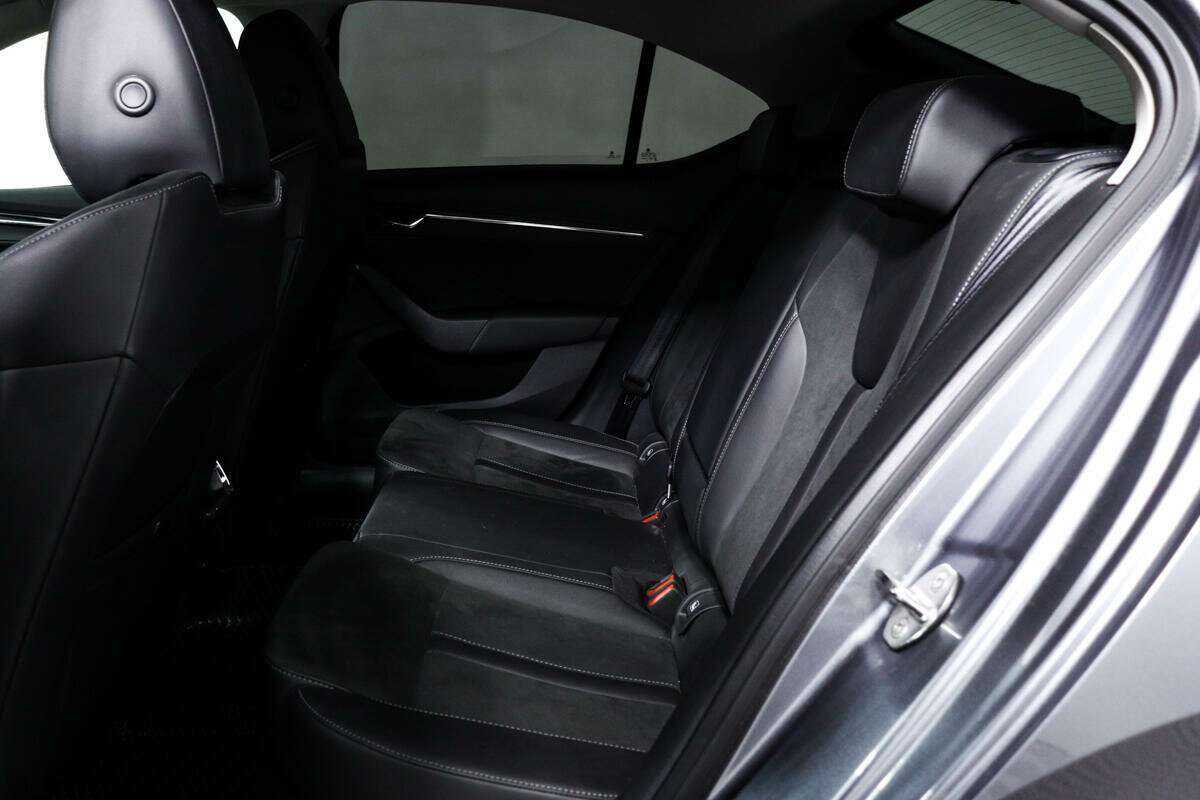 Skoda Octavia 2021 года с пробегом. Фото: #10