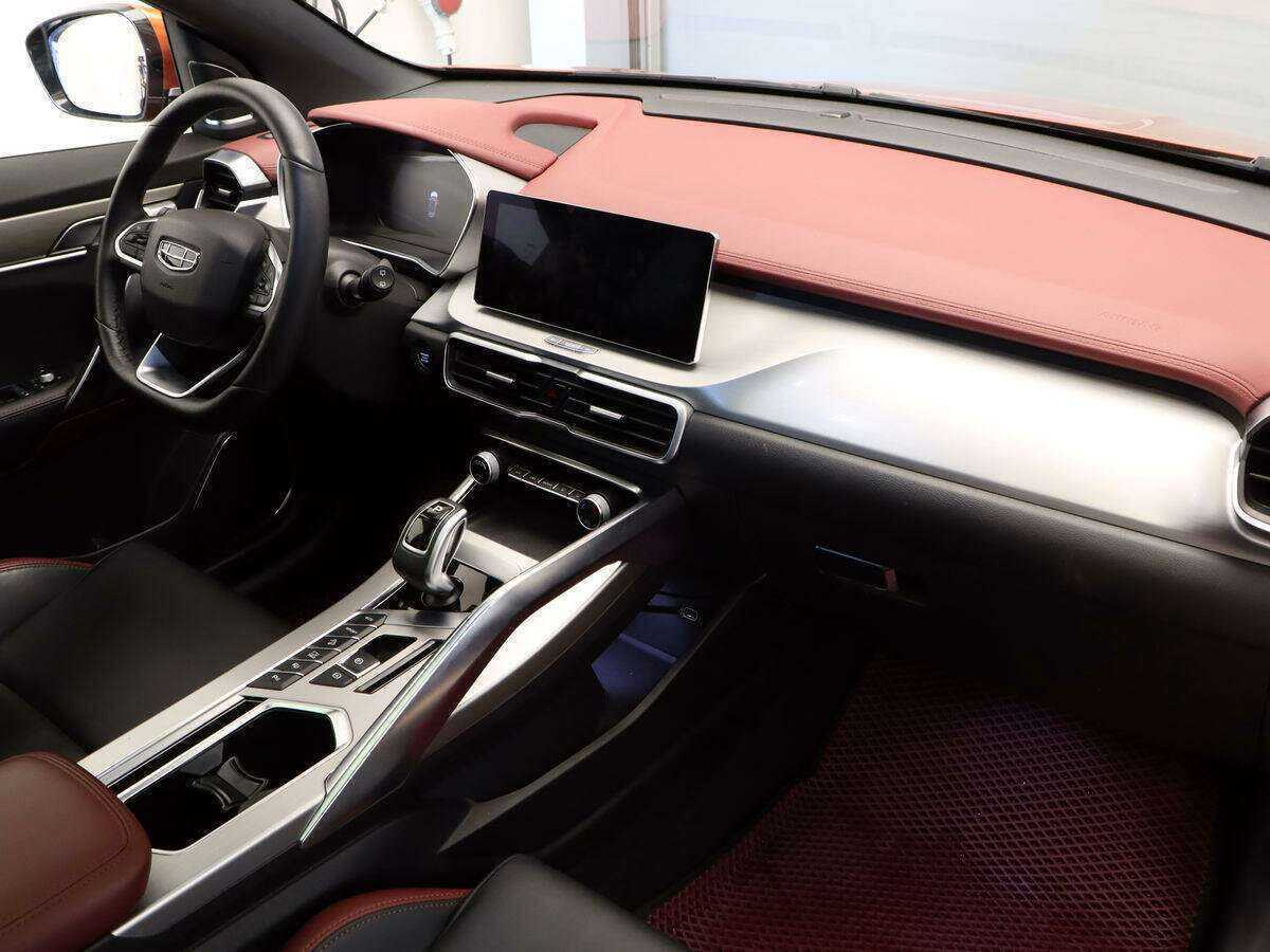 Б/У Джили Кулрэй 2020 года. Фото: #5