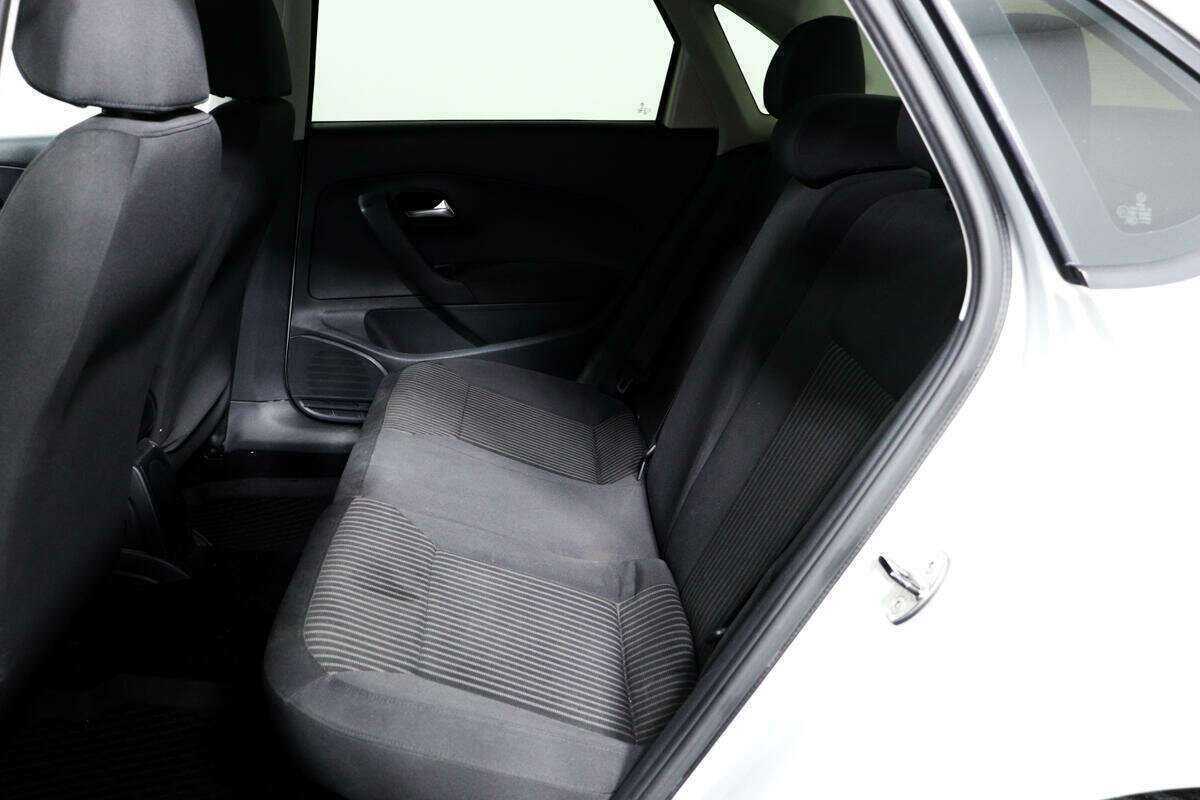 Б/У Фольксваген Поло 2012 года. Фото: #11