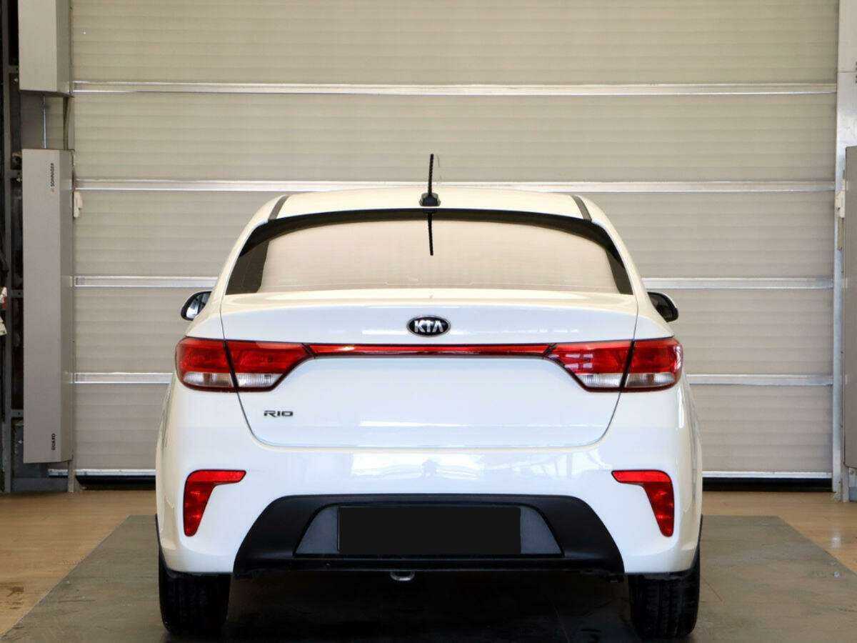 Б/У Киа Рио 2018 года. Фото: #4