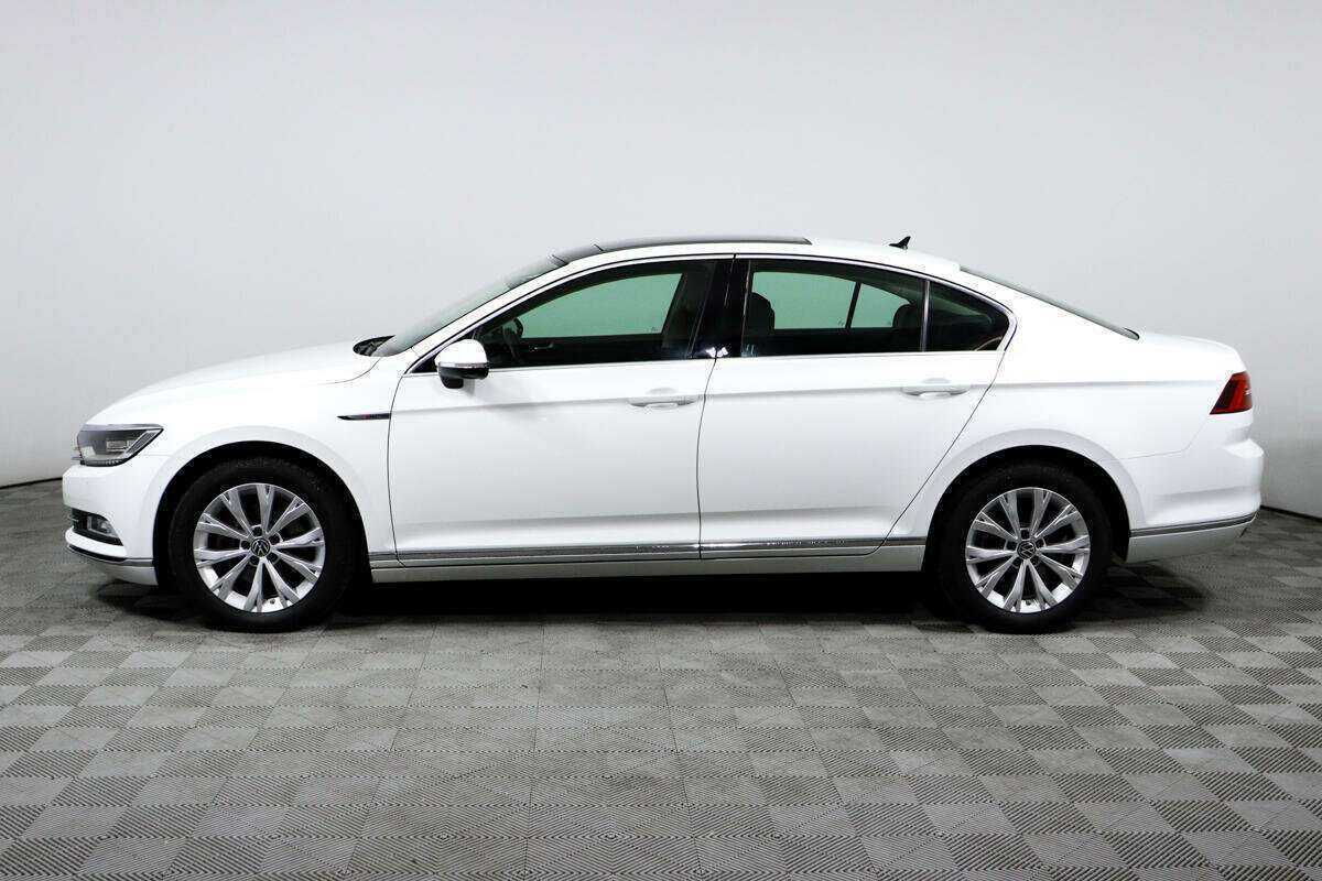 Volkswagen Passat 2018 года с пробегом. Фото: #6