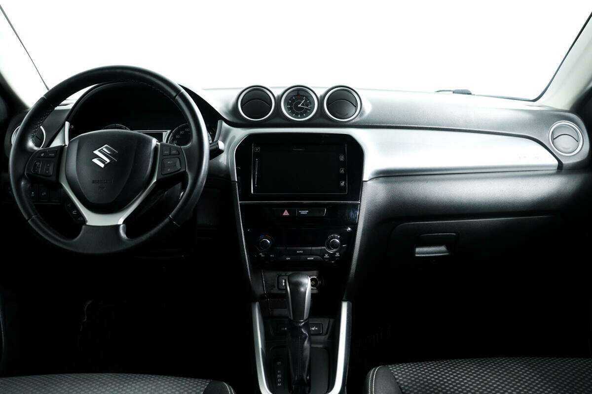 Б/У Сузуки Витара 2018 года. Фото: #10