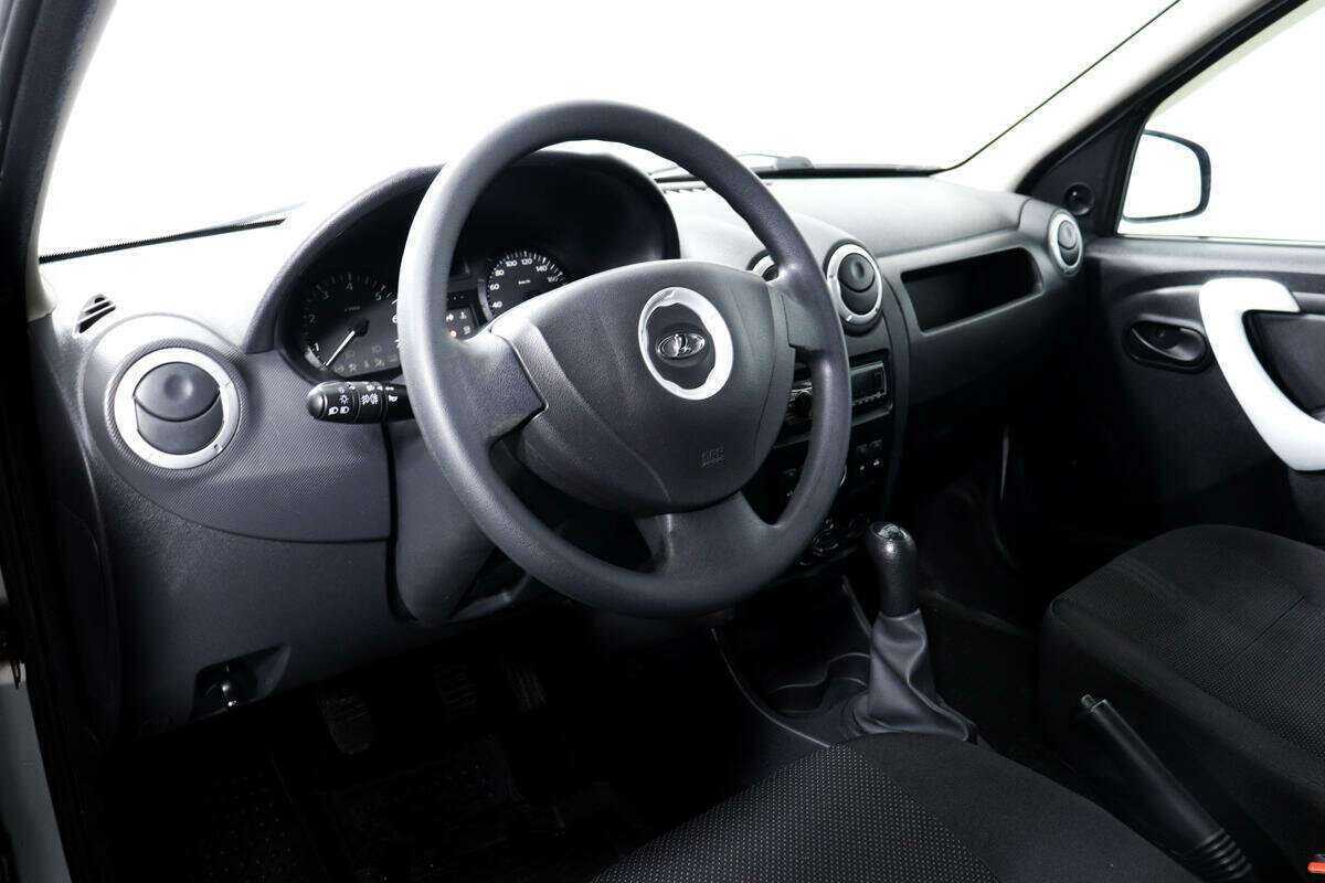 Б/У Лада (ВАЗ) Ларгус 2014 года. Фото: #12