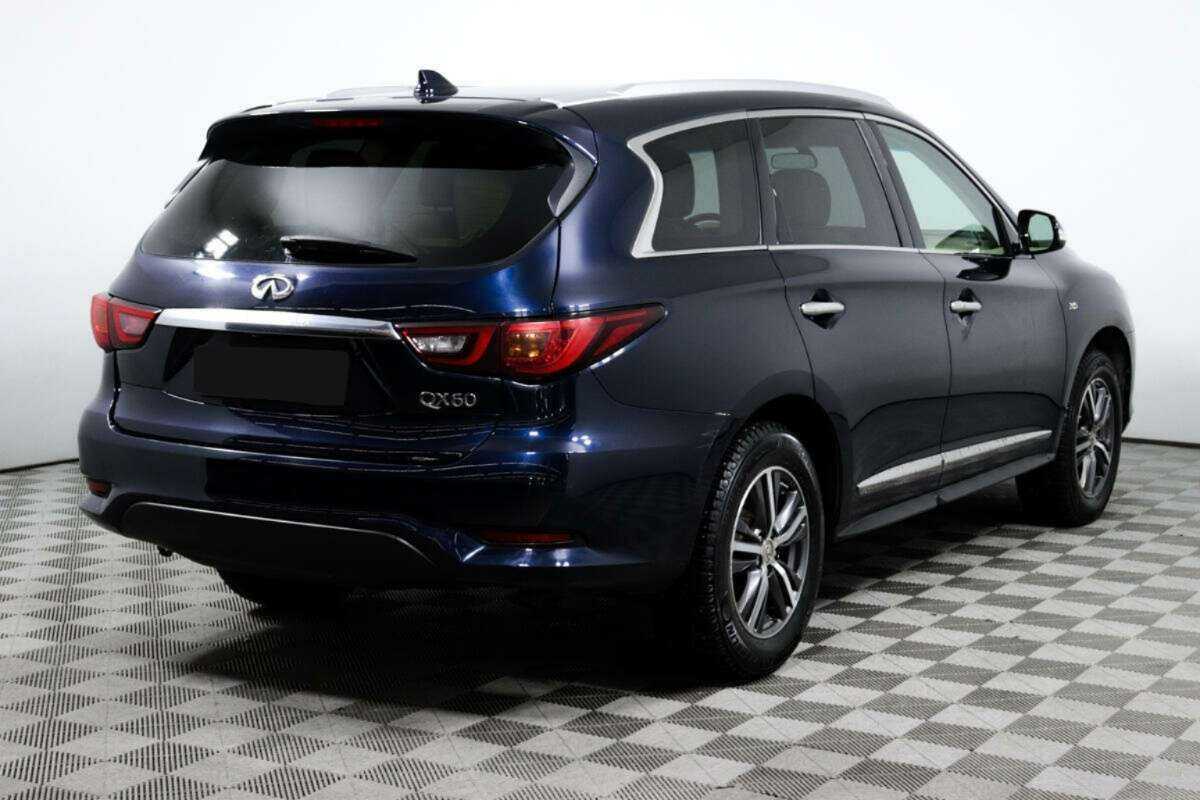 Infiniti QX60 2018 года с пробегом. Фото: #4