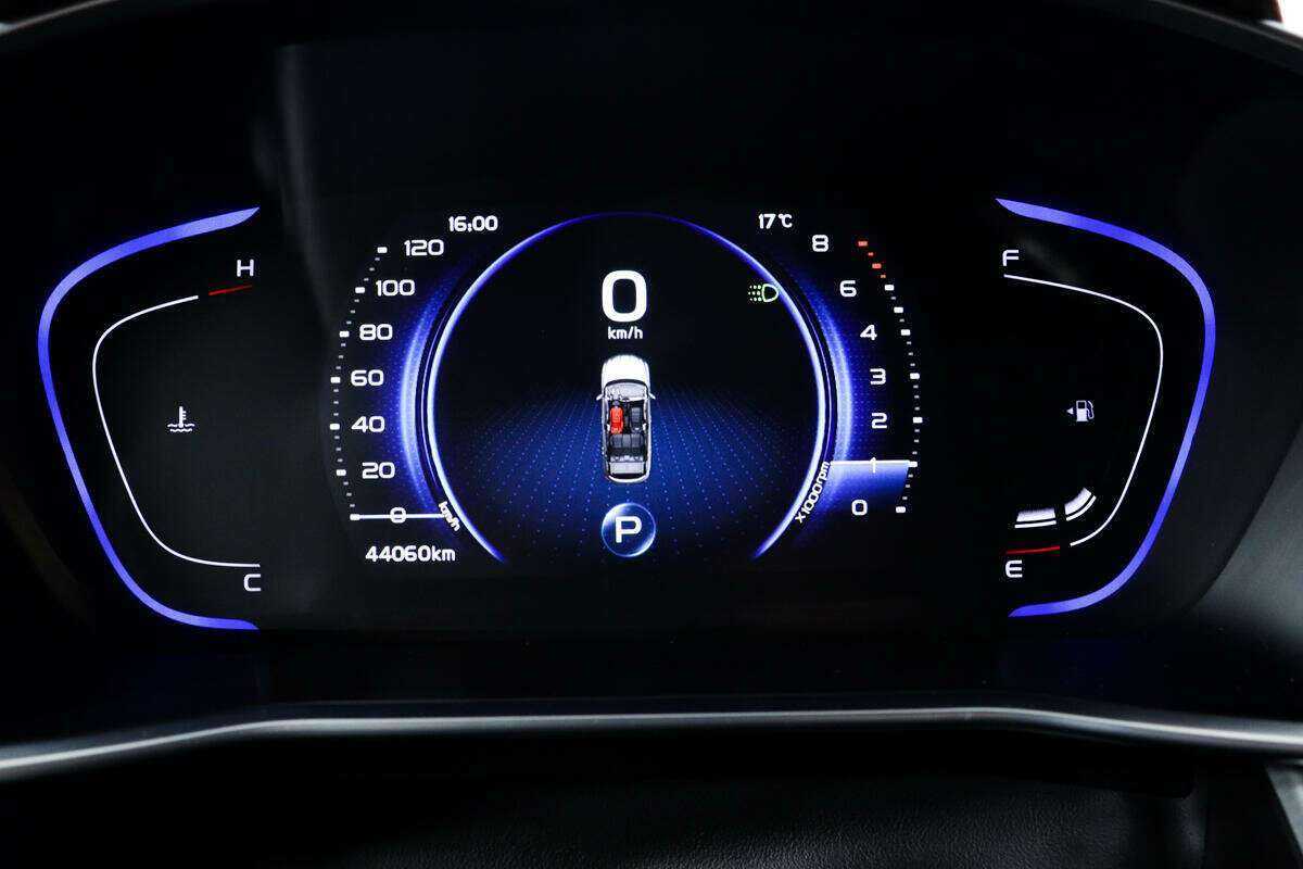 Б/У Джили Кулрэй 2021 года. Фото: #9