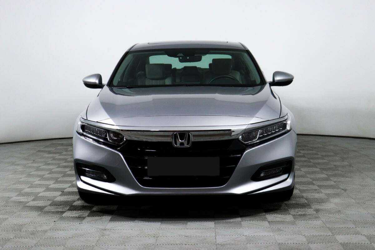 Honda Accord 2018 года с пробегом. Фото: #1
