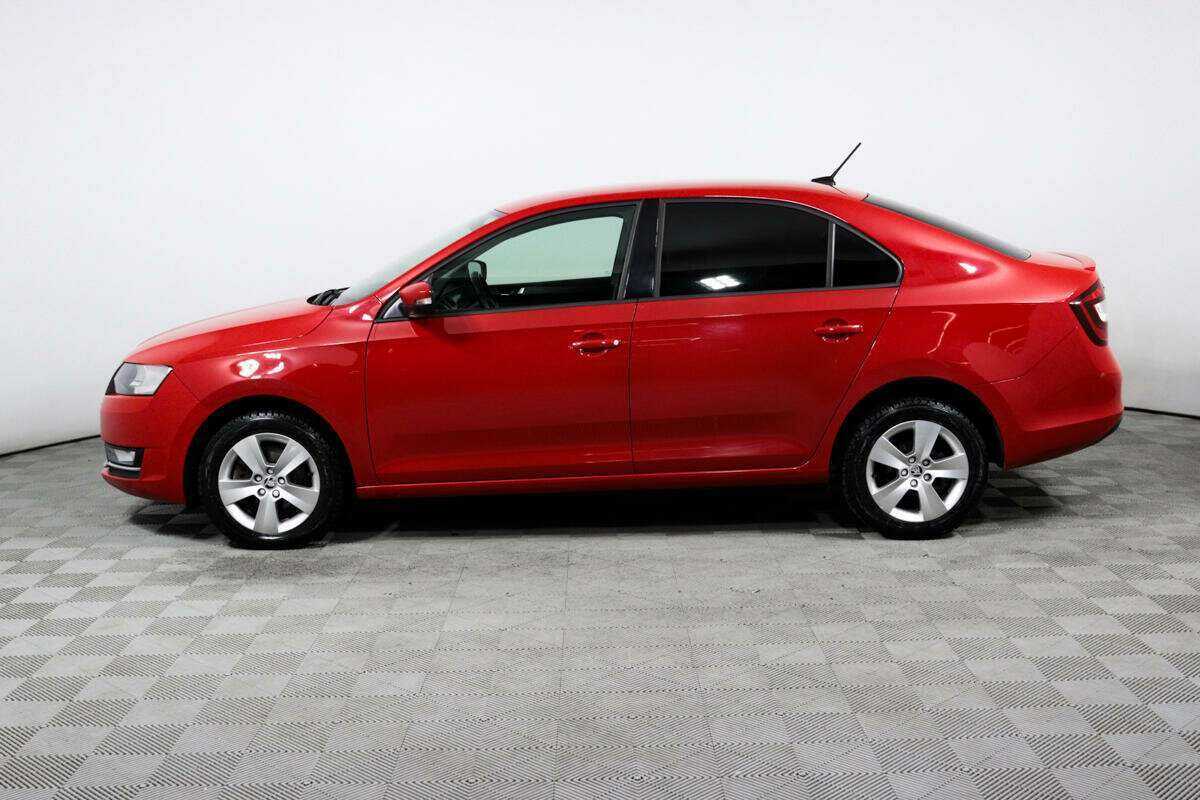 Б/У Шкода Рапид 2018 года. Фото: #7