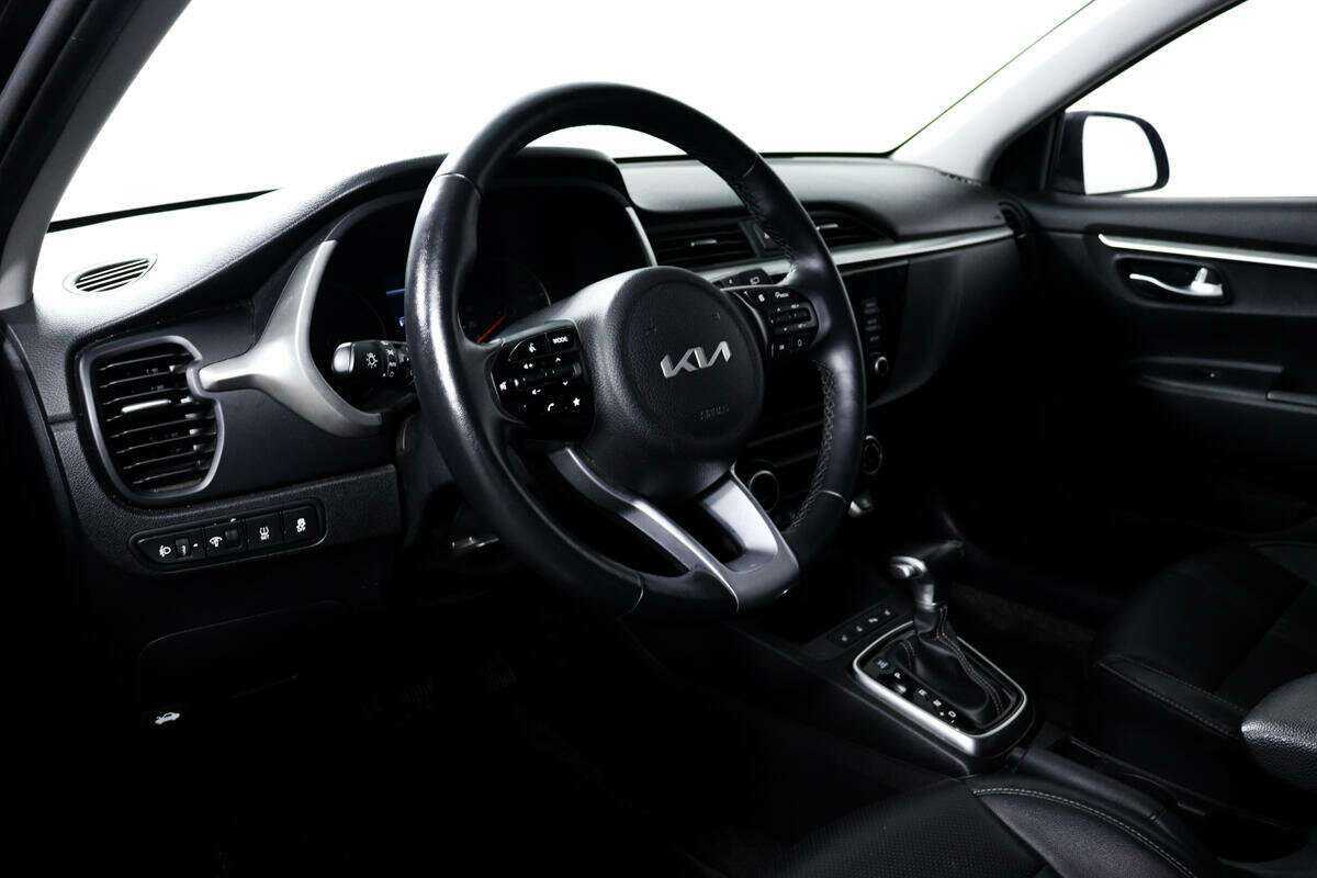 Б/У Киа Рио 2021 года. Фото: #12