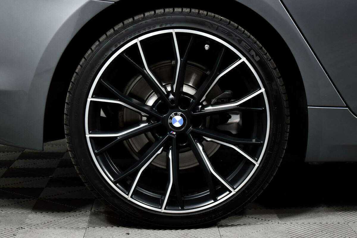 BMW 5 серии 2019 года с пробегом. Фото: #13