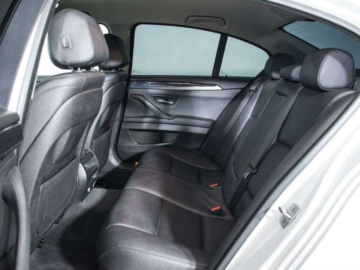 BMW 5 серии 2016 года с пробегом. Фото: #9