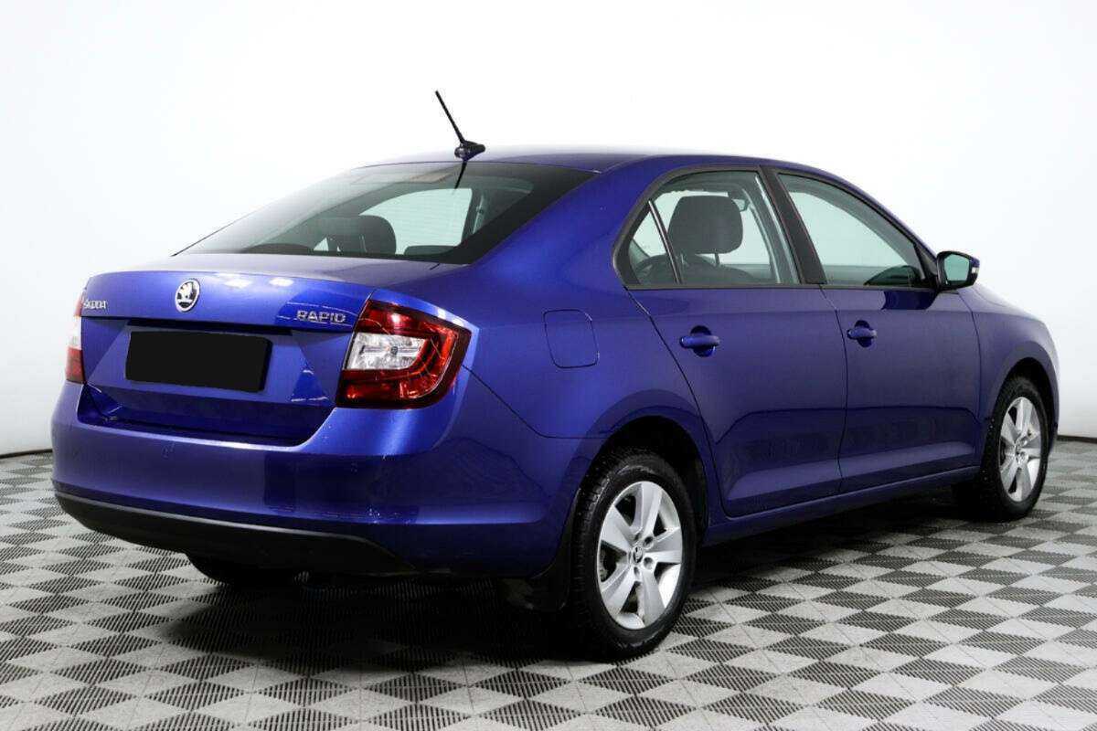 Б/У Шкода Рапид 2019 года. Фото: #4