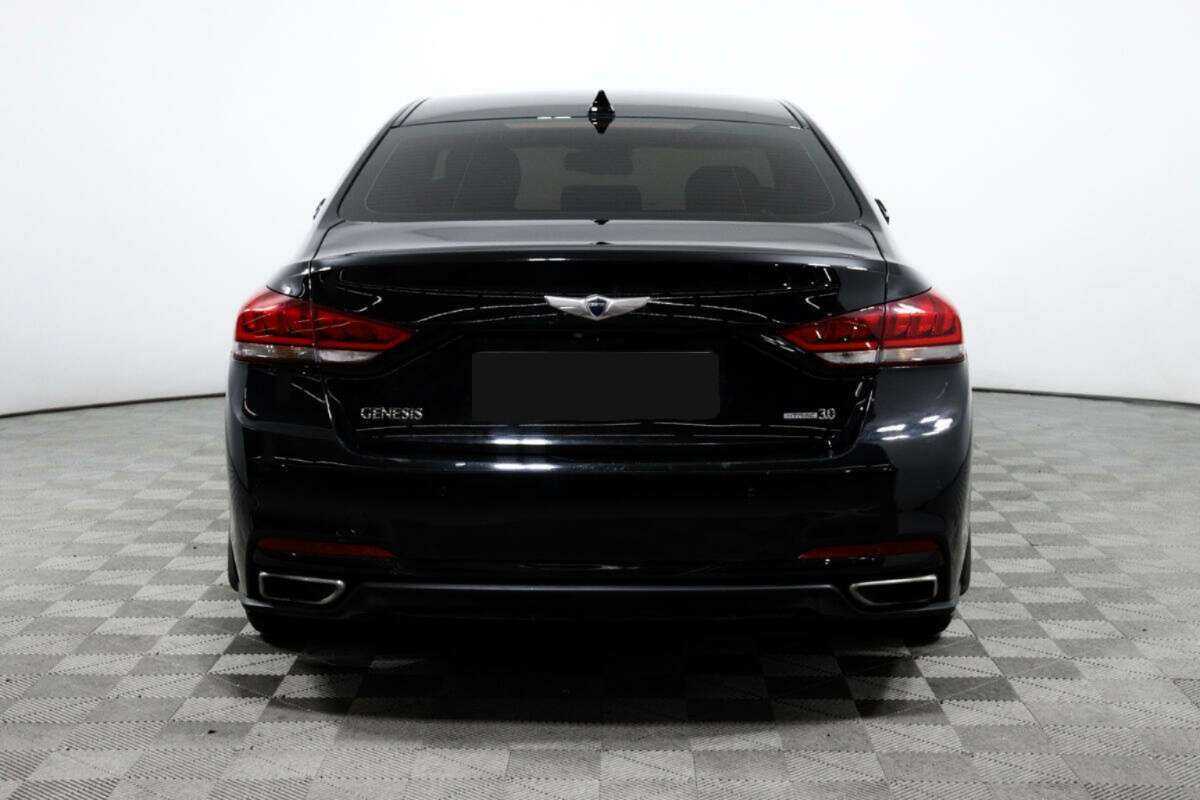 Hyundai Genesis 2016 года с пробегом. Фото: #5