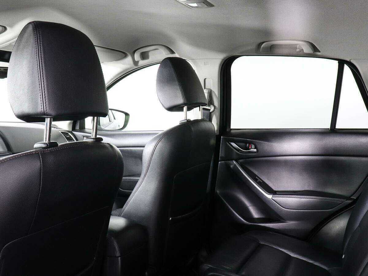 Б/У Мазда Ц-Икс-5 2015 года. Фото: #11