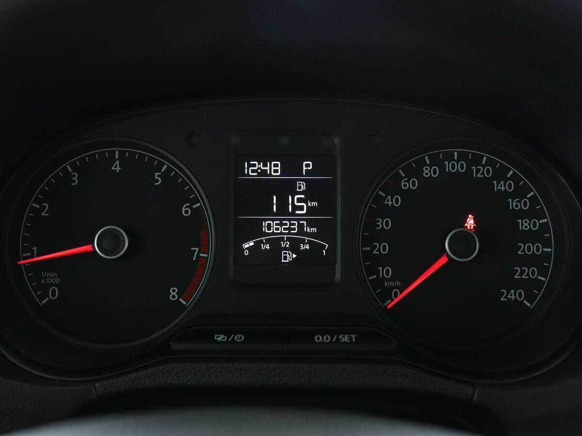 Б/У Фольксваген Поло 2016 года. Фото: #10