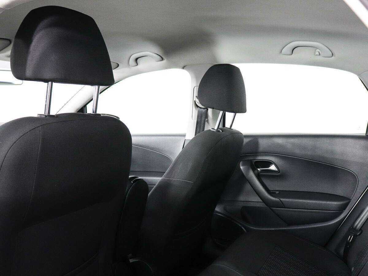 Б/У Фольксваген Поло 2016 года. Фото: #11