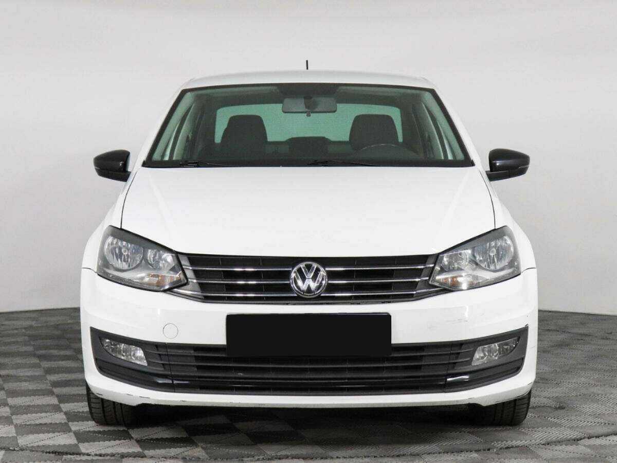 Б/У Фольксваген Поло 2017 года. Фото: #1