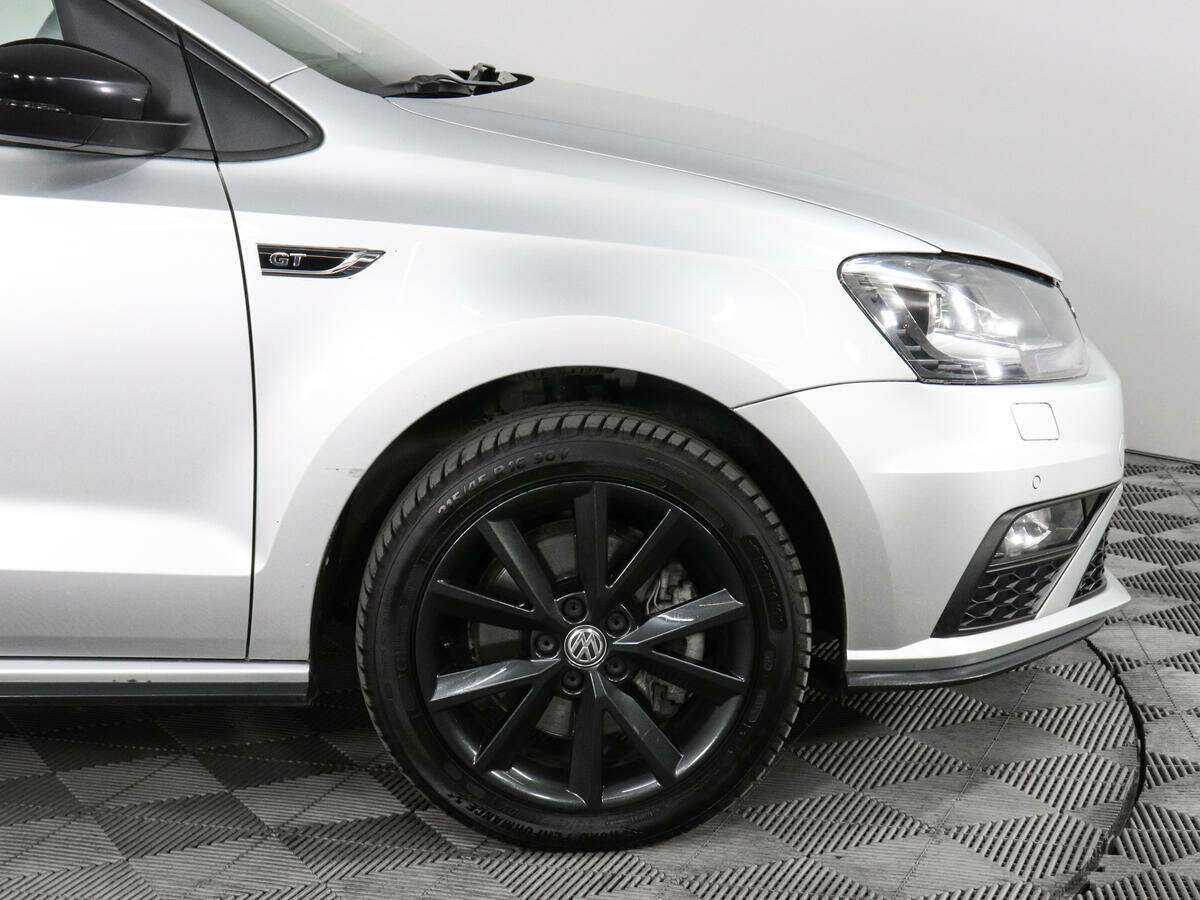 Б/У Фольксваген Поло 2017 года. Фото: #12