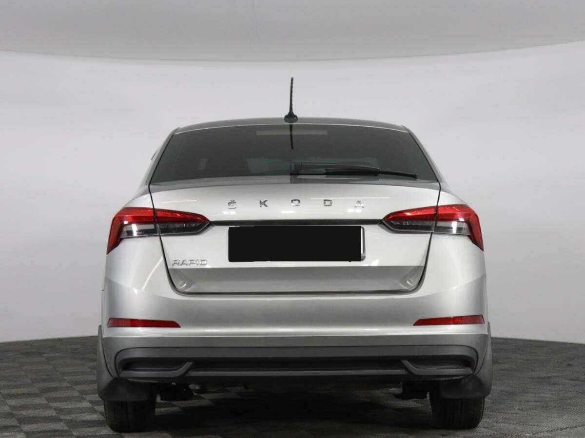 Б/У Шкода Рапид 2021 года. Фото: #5