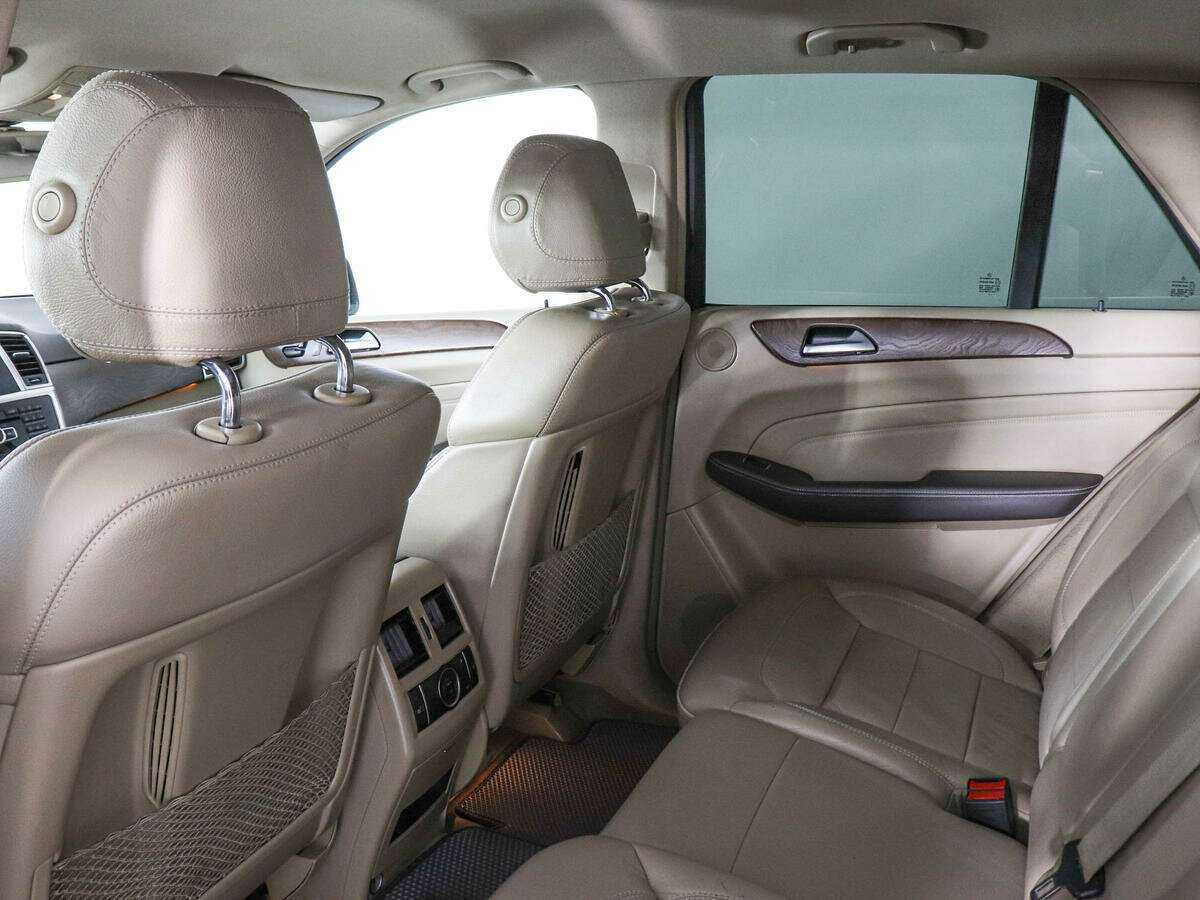 Mercedes-Benz M-Класс 2013 года с пробегом. Фото: #7