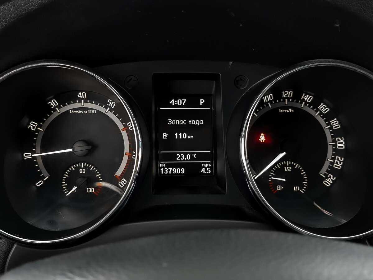 Б/У Шкода Йети 2017 года. Фото: #11