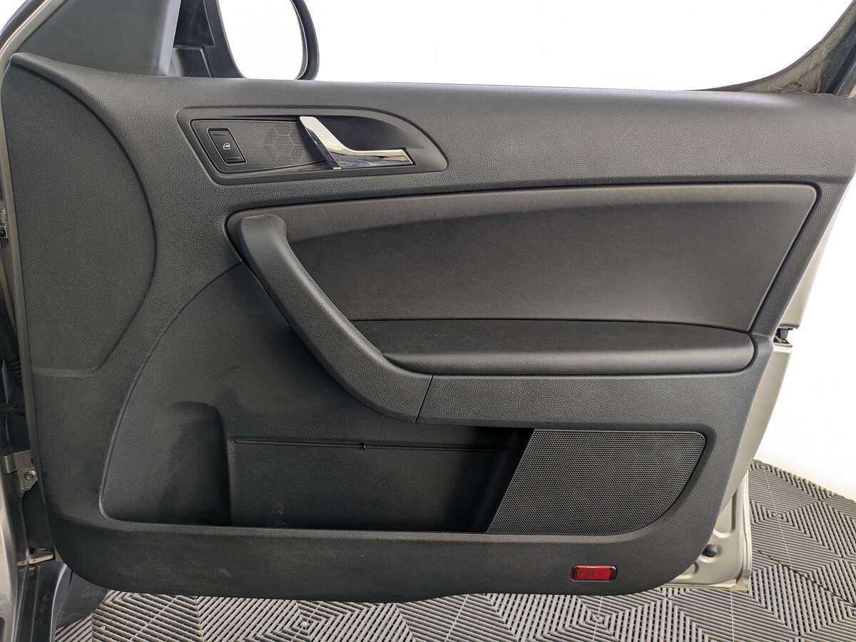 Б/У Шкода Йети 2017 года. Фото: #20