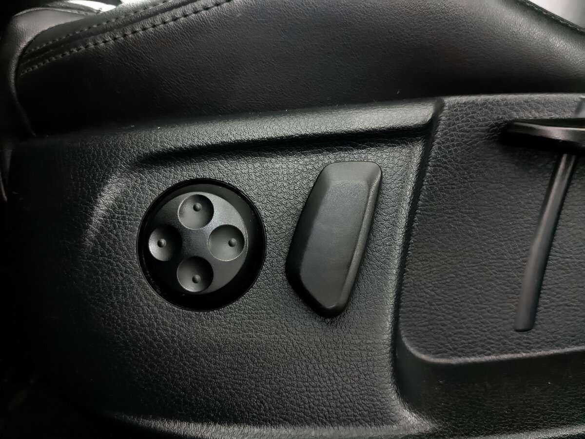 Б/У Фольксваген Пассат ЦЦ 2013 года. Фото: #18