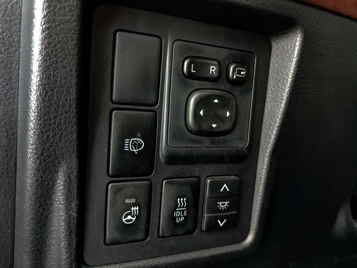 Toyota Land Cruiser Prado 2016 года с пробегом. Фото: #19