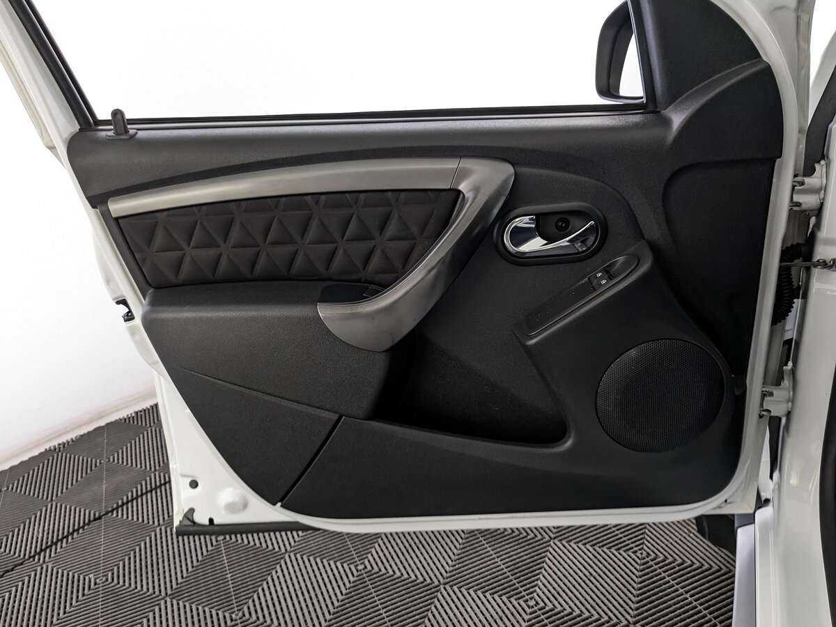 Б/У Рено Дастер 2016 года. Фото: #13