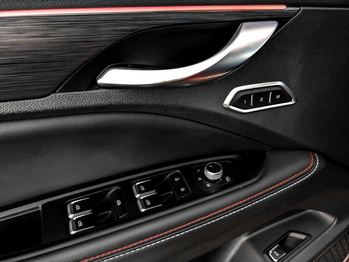 Geely Tugella 2021 года с пробегом. Фото: #24