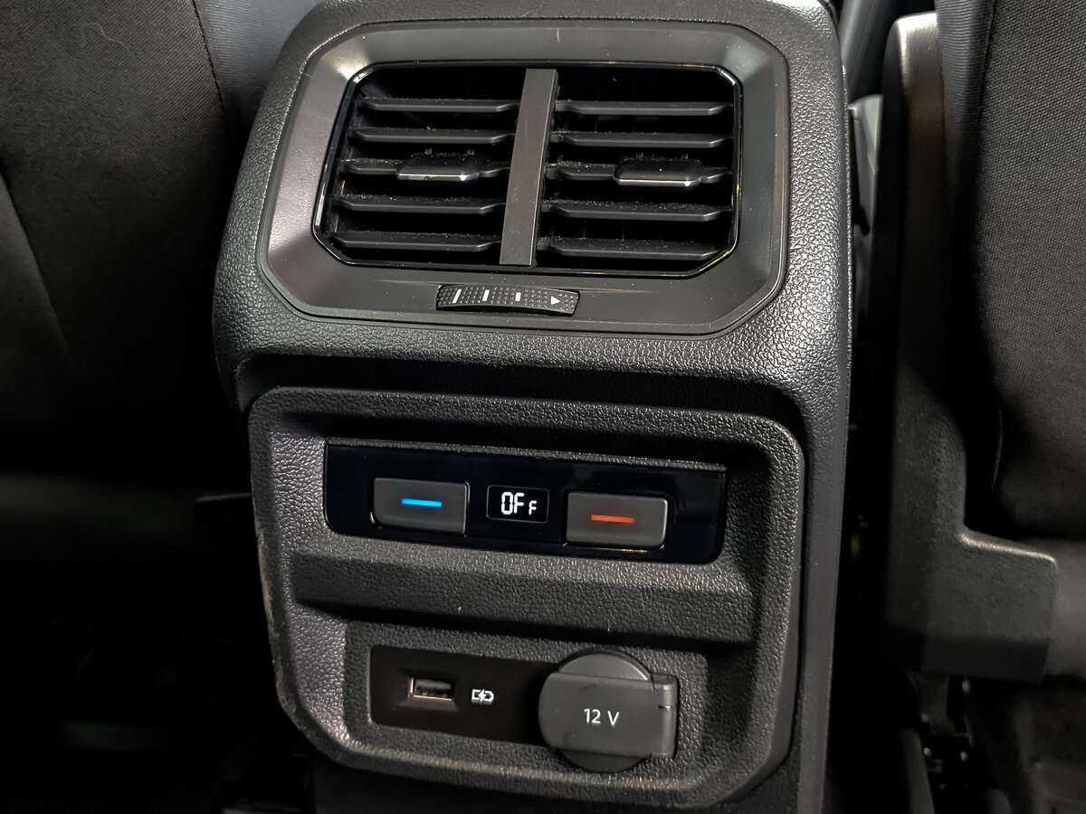 Volkswagen Tiguan 2020 года с пробегом. Фото: #22