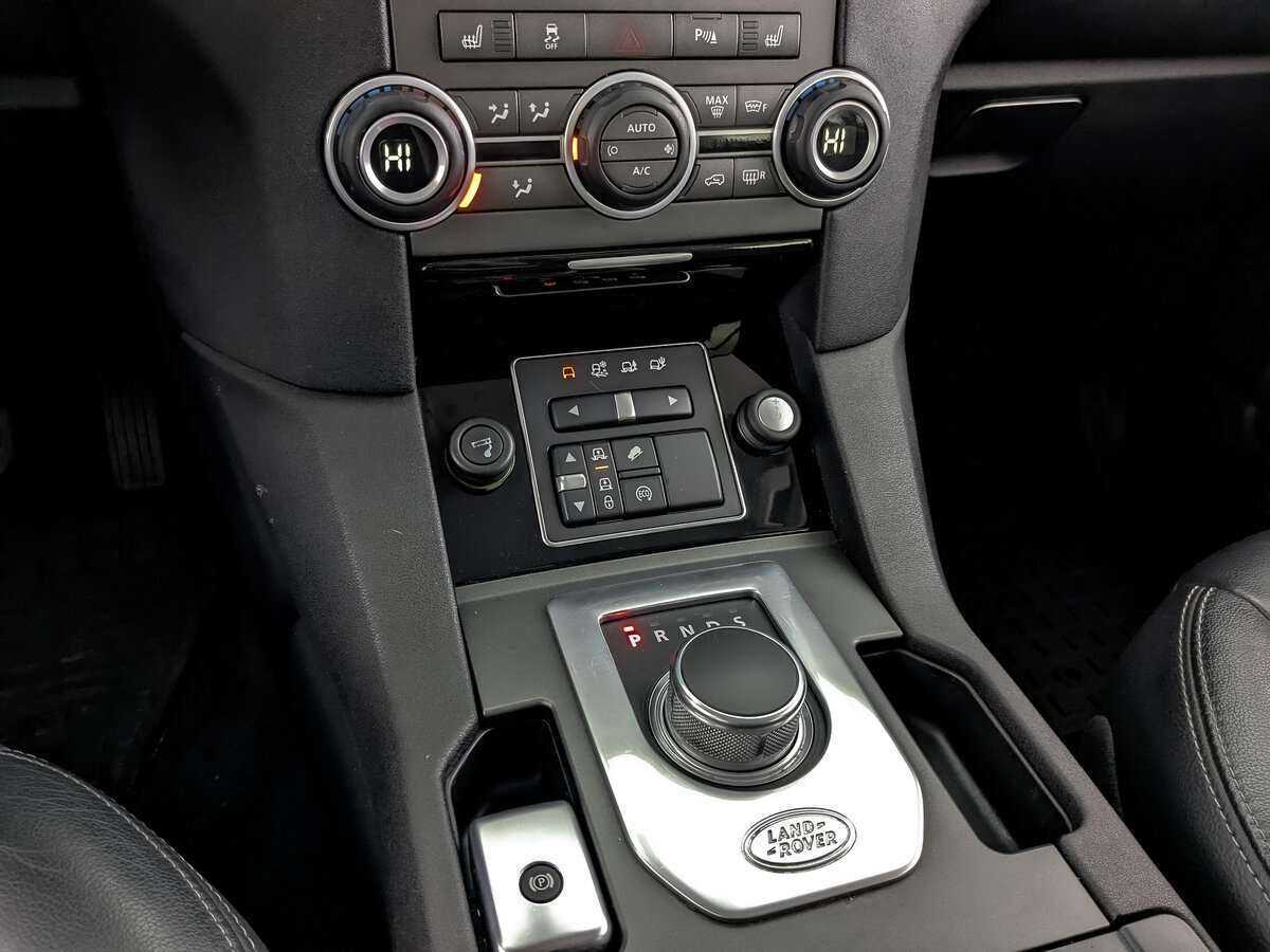 Land Rover Discovery 2015 года с пробегом. Фото: #17