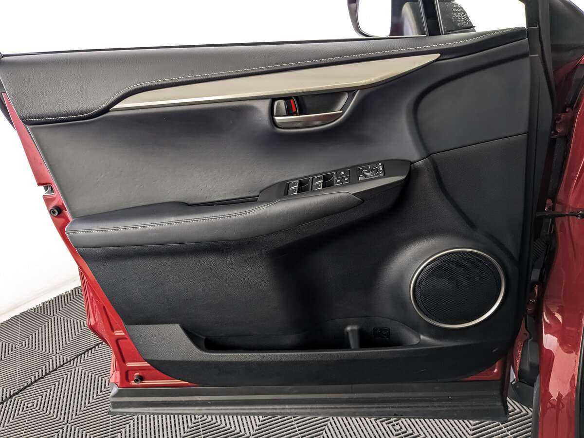 Lexus NX 2019 года с пробегом. Фото: #17