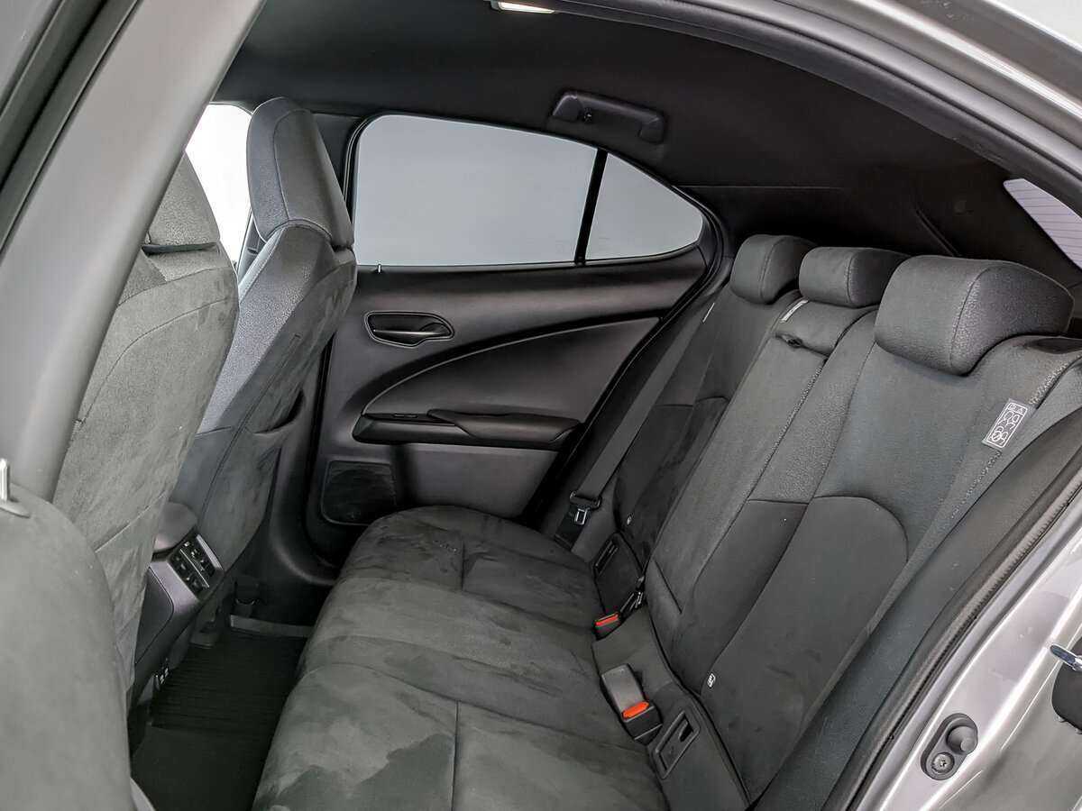 Lexus UX 2020 года с пробегом. Фото: #9