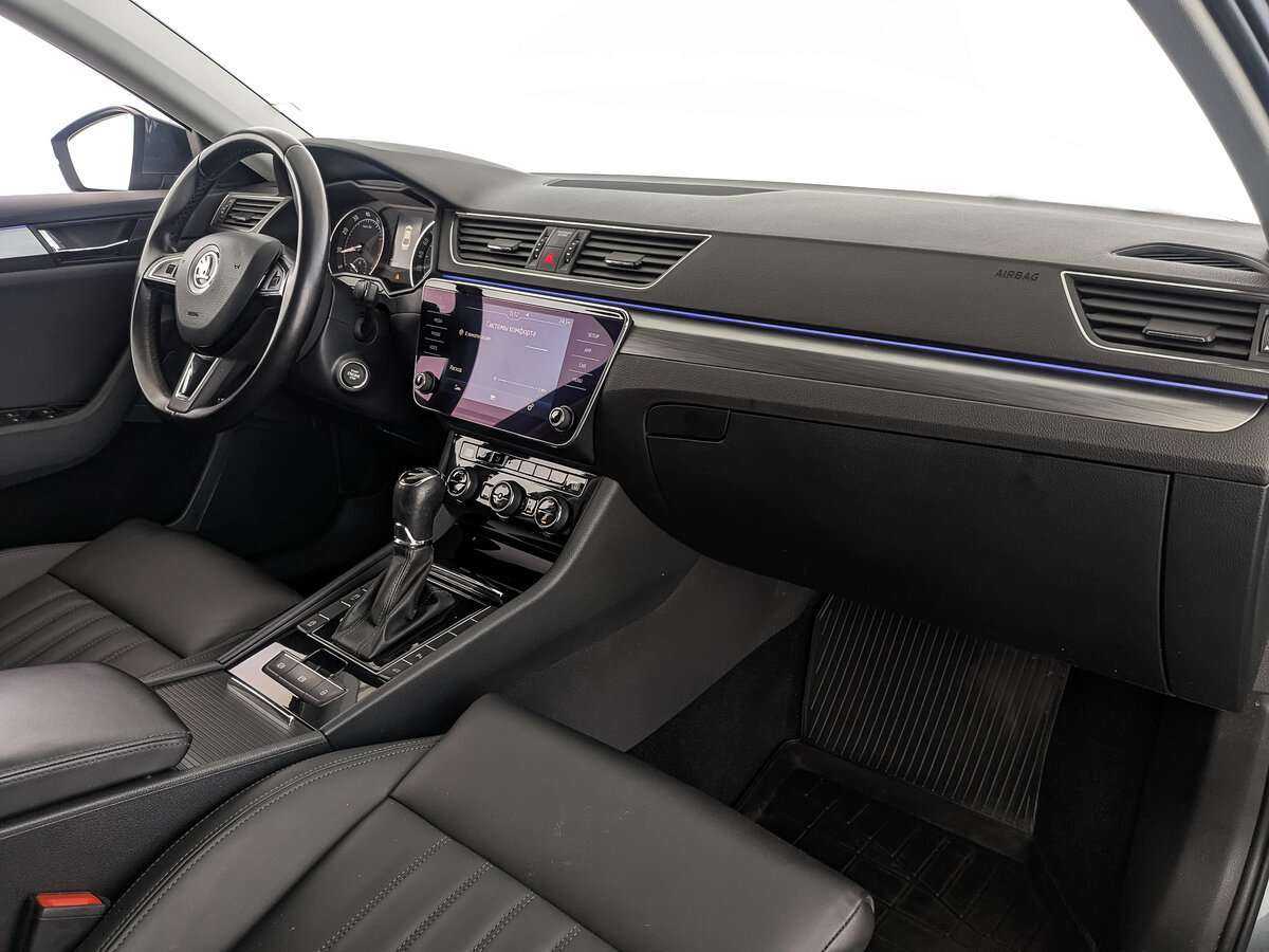 Skoda Superb 2017 года с пробегом. Фото: #8