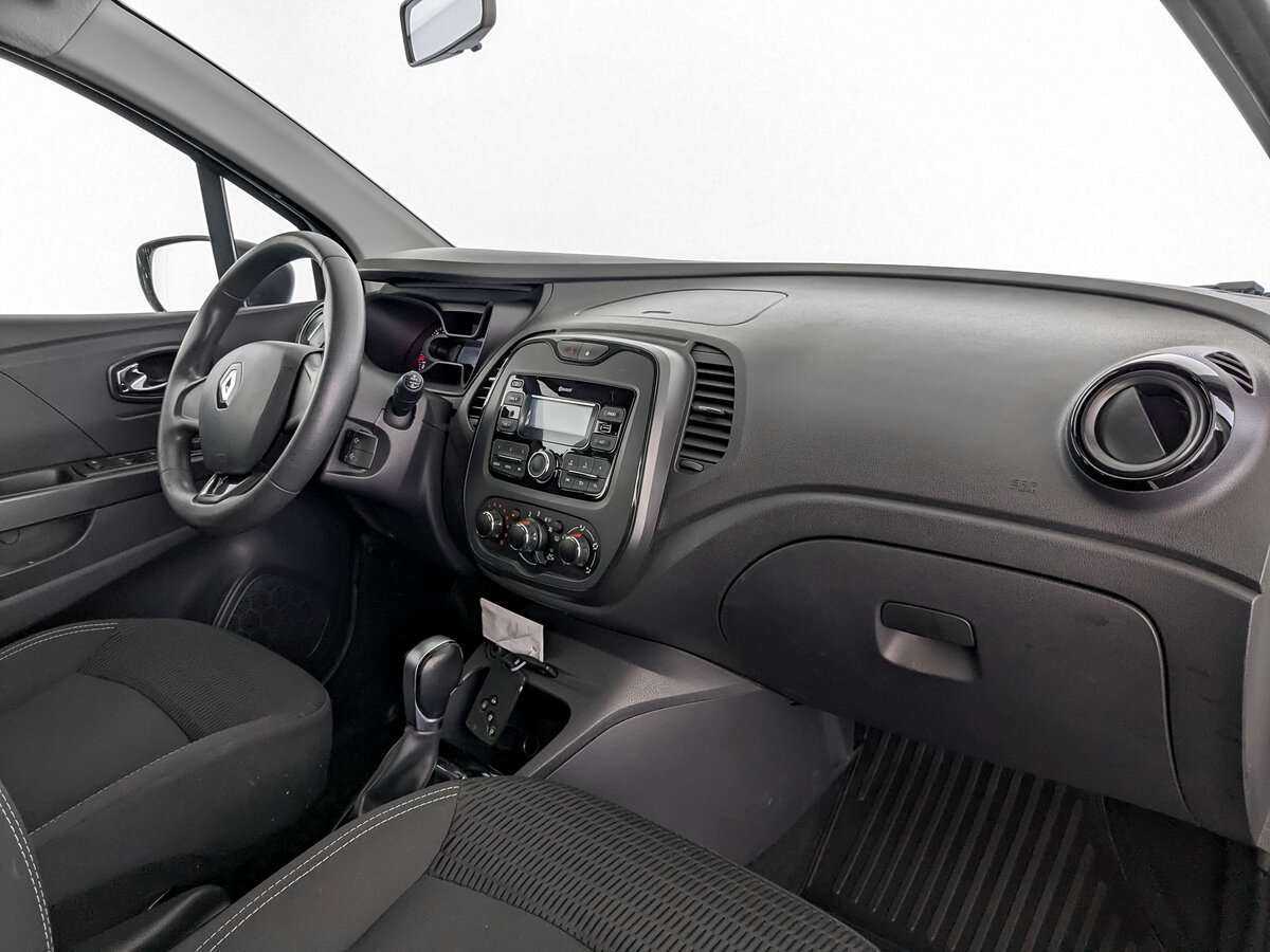 Б/У Рено Каптюр 2018 года. Фото: #9