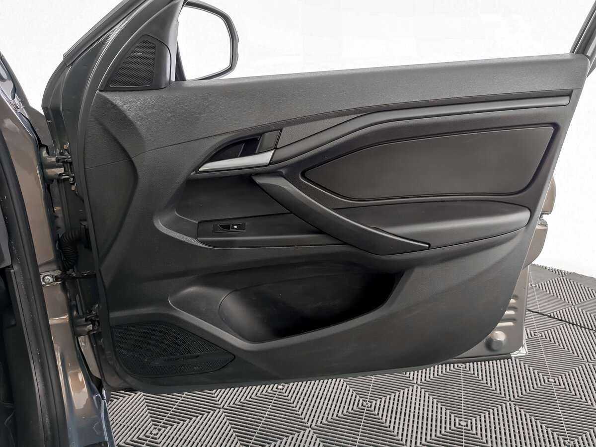 Б/У Лада (ВАЗ) Веста 2018 года. Фото: #19