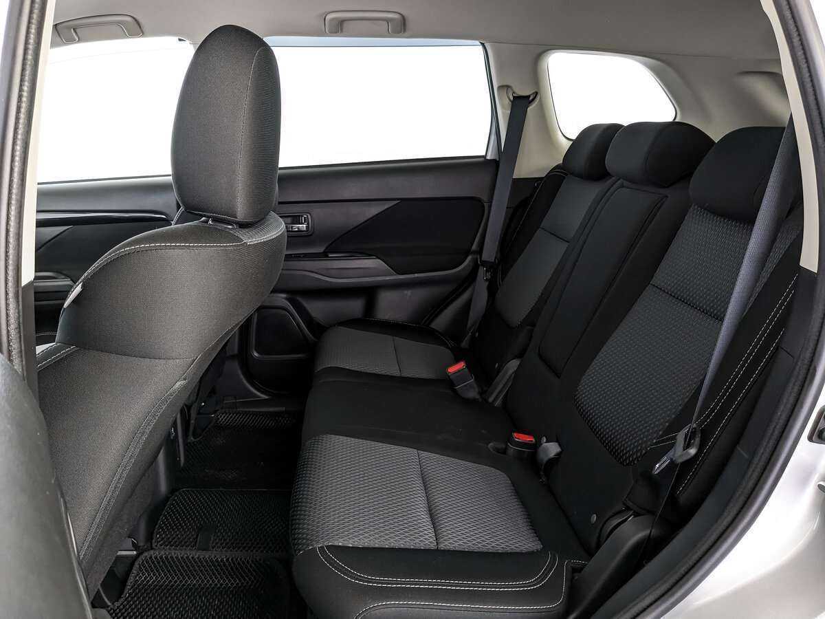 Mitsubishi Outlander 2020 года с пробегом. Фото: #15