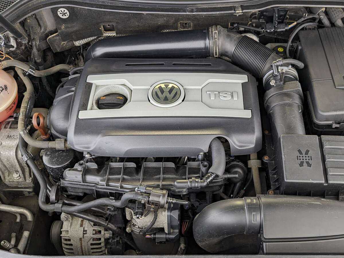 Б/У Фольксваген Пассат ЦЦ 2012 года. Фото: #8