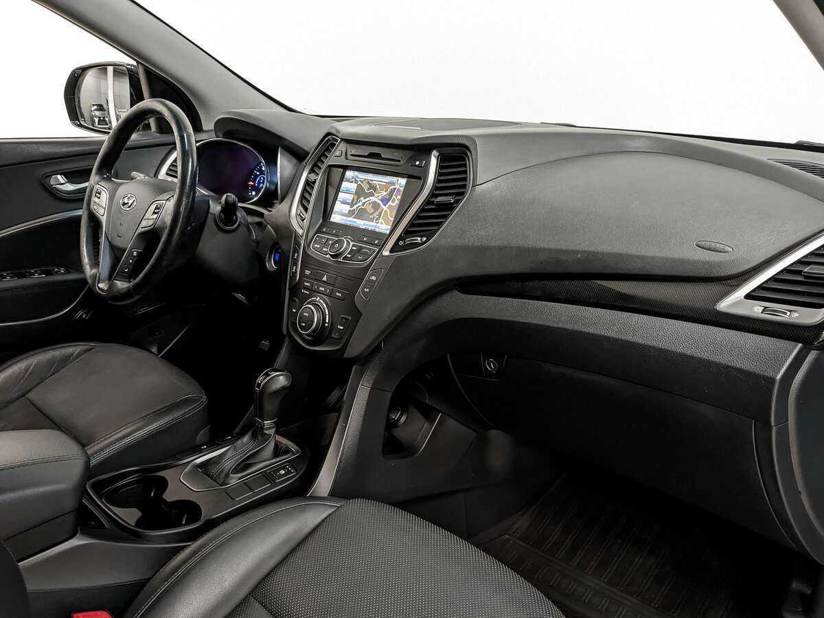 Б/У Хендай Санта Фе 2015 года. Фото: #8