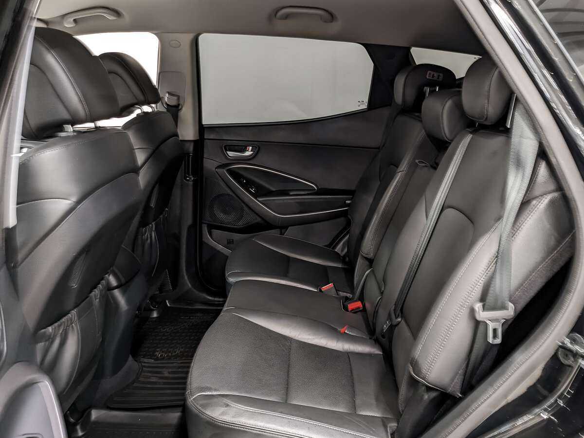 Б/У Хендай Санта Фе 2015 года. Фото: #12