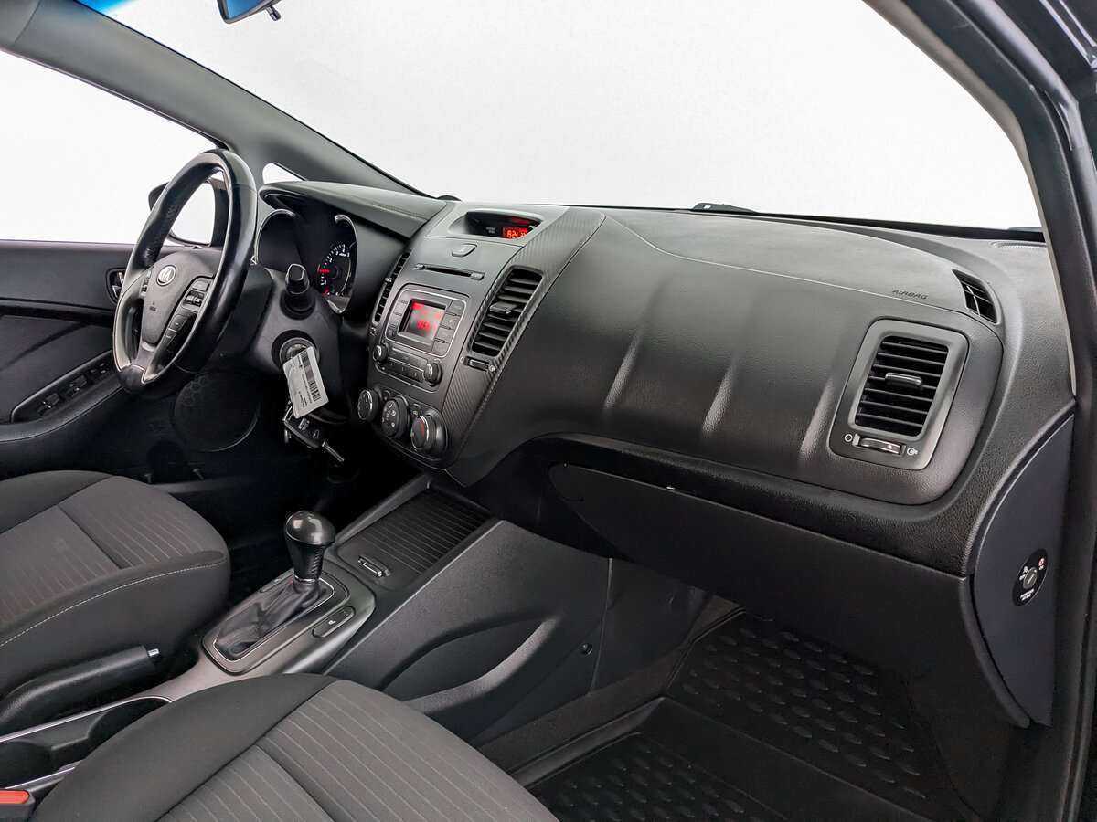 Б/У Киа Церато 2015 года. Фото: #8