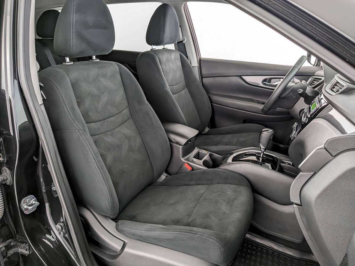 Б/У Ниссан Икс-Трейл 2017 года. Фото: #18