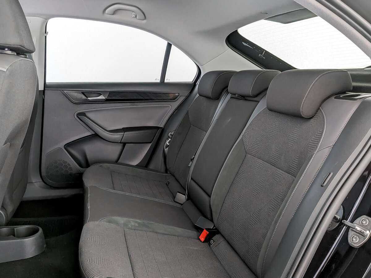 Б/У Фольксваген Поло 2022 года. Фото: #9