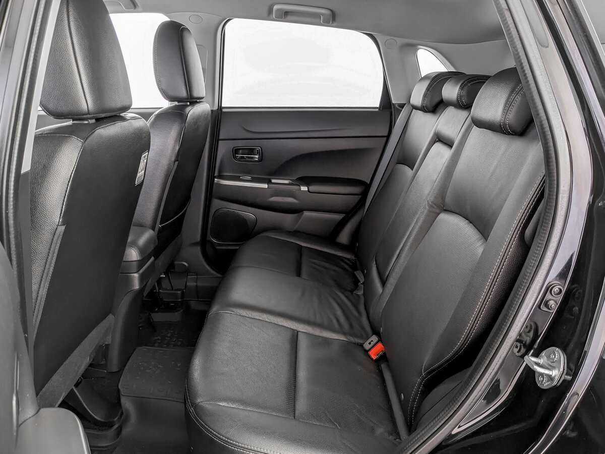 Б/У Митсубиши АС-Икс 2019 года. Фото: #9