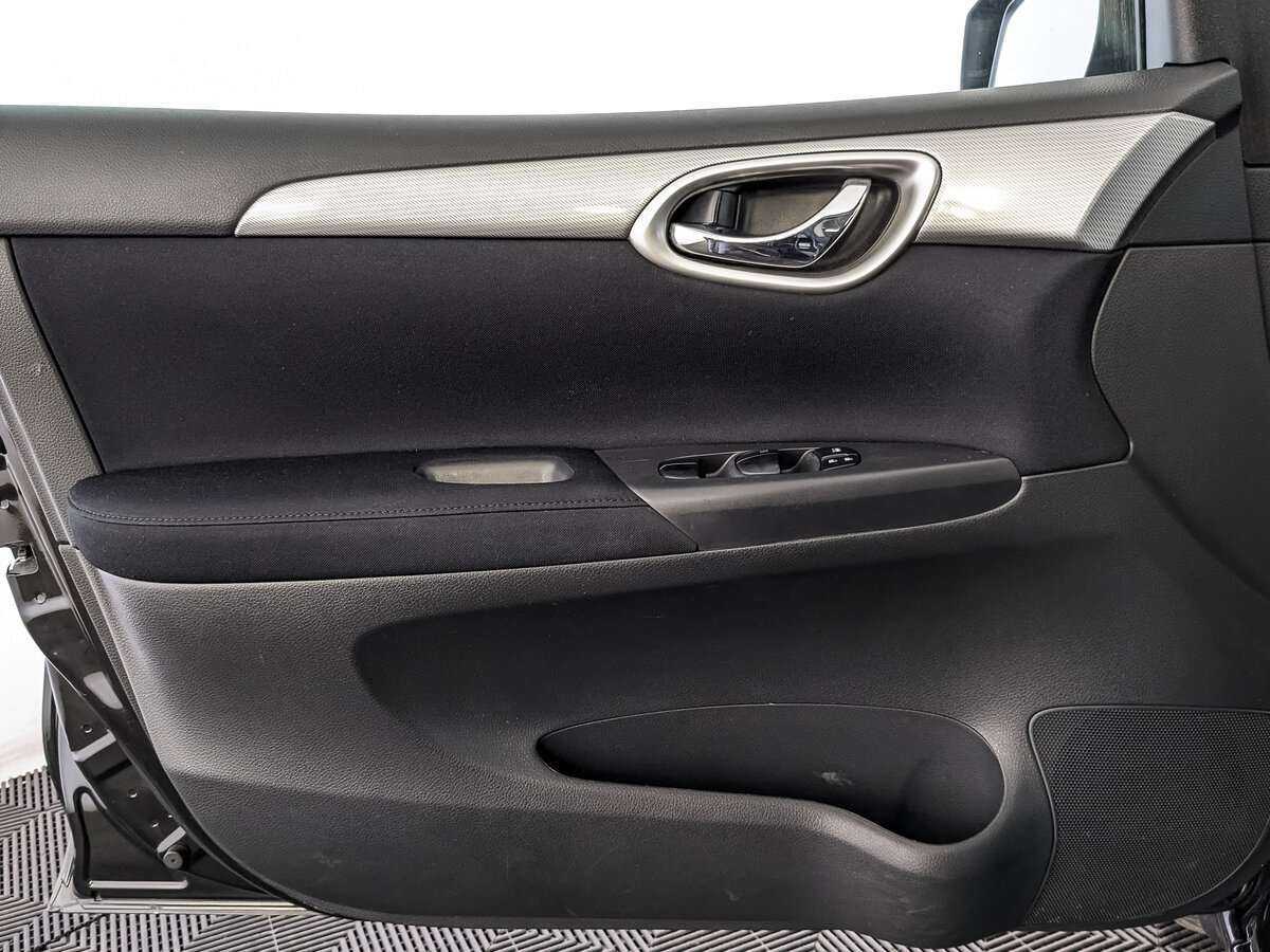 Б/У Ниссан Тиида 2015 года. Фото: #14