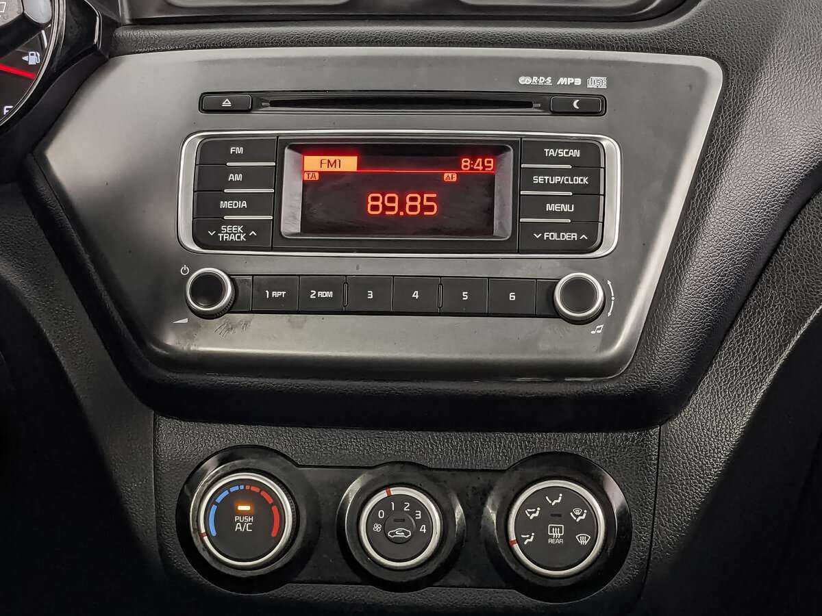 Б/У Киа Рио 2017 года. Фото: #11