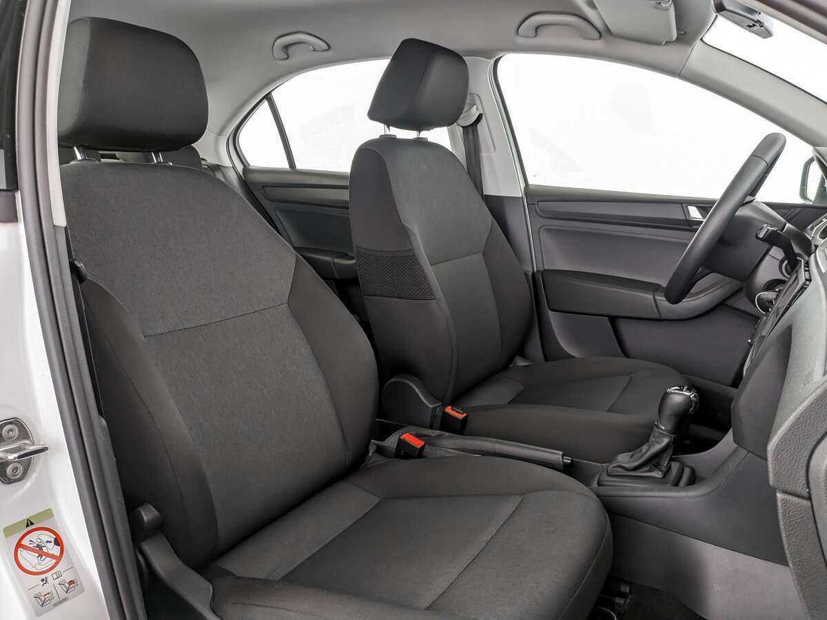 Б/У Шкода Рапид 2019 года. Фото: #18